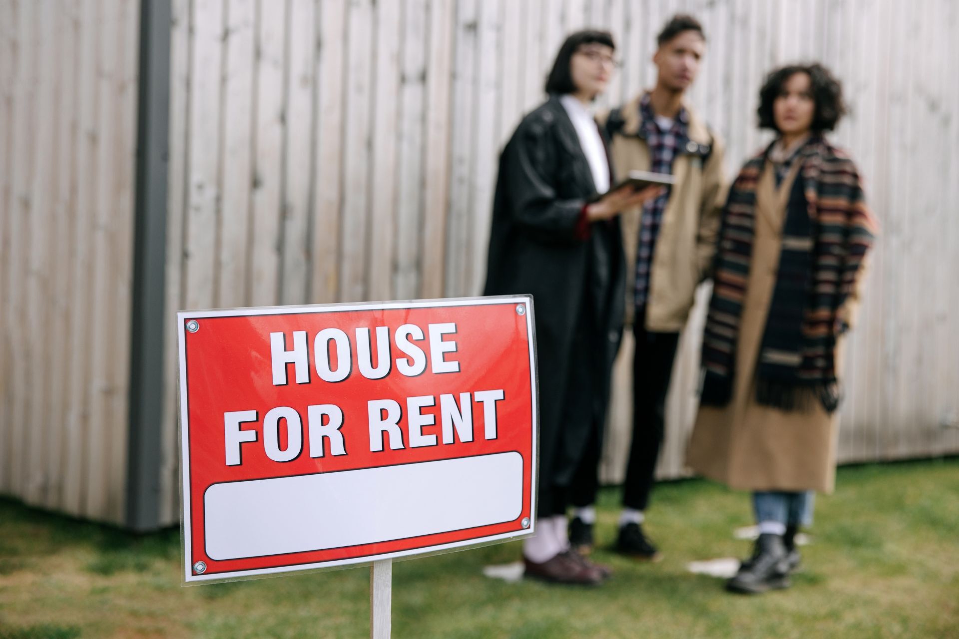Can You Rent a House With a 600 Credit Score? Here's the Real Answer